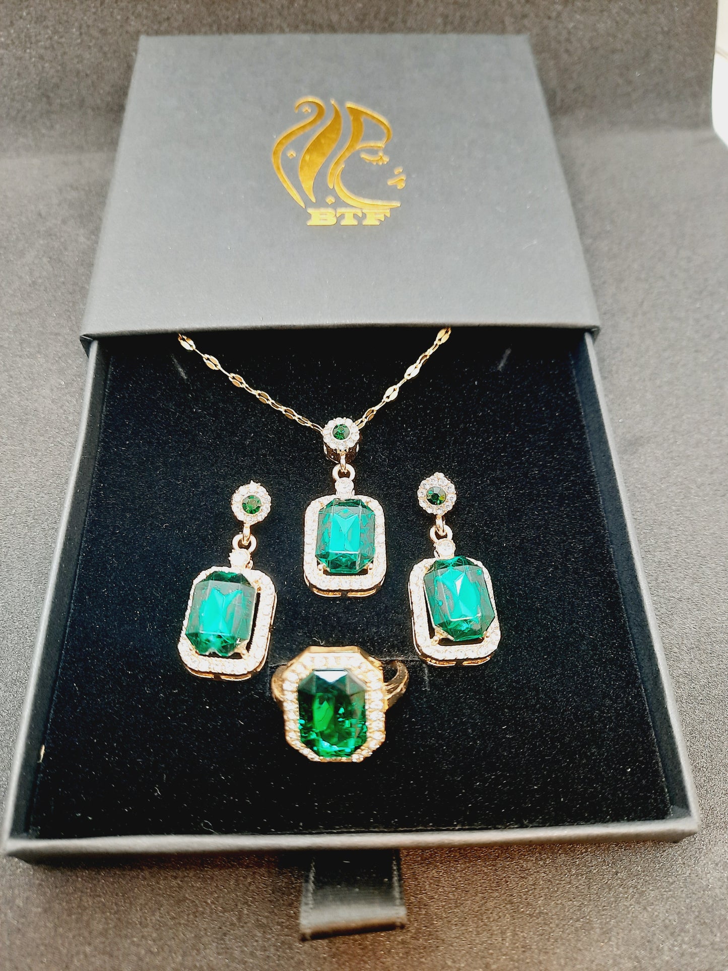 Elegant Women’s Jewellery Set - Gemstone Earrings, Necklace & Ring - Perfect for Weddings, Parties & Special Moments