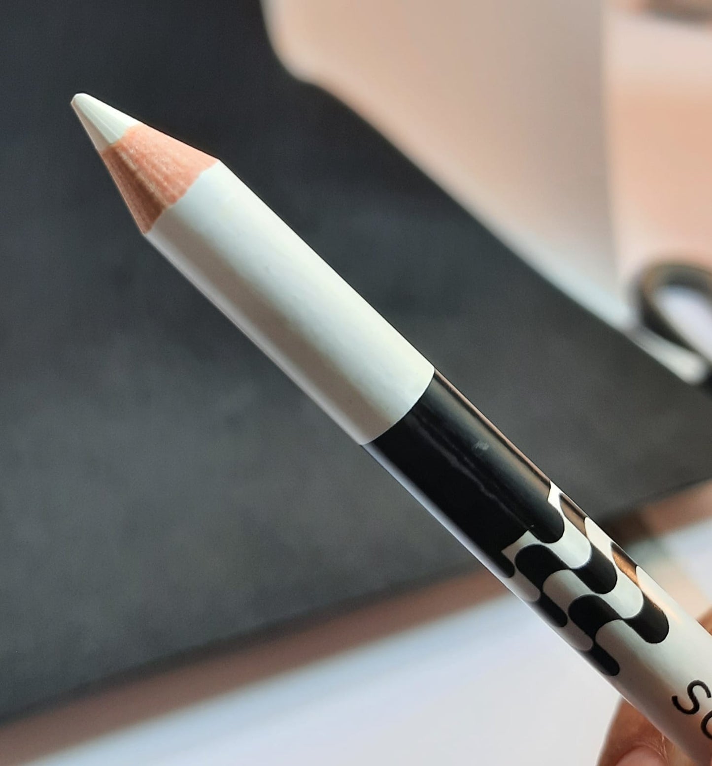 BTF White Soft Kohl Eyeliner Pencil for Eyelashes, Waterline Eyes Create any Eye Shape